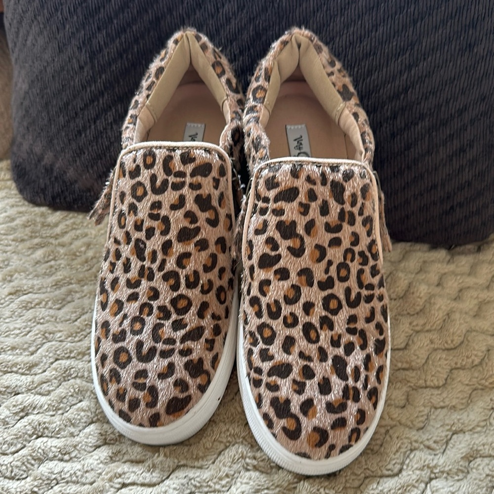 Faux Fur leopard print slip on shoes